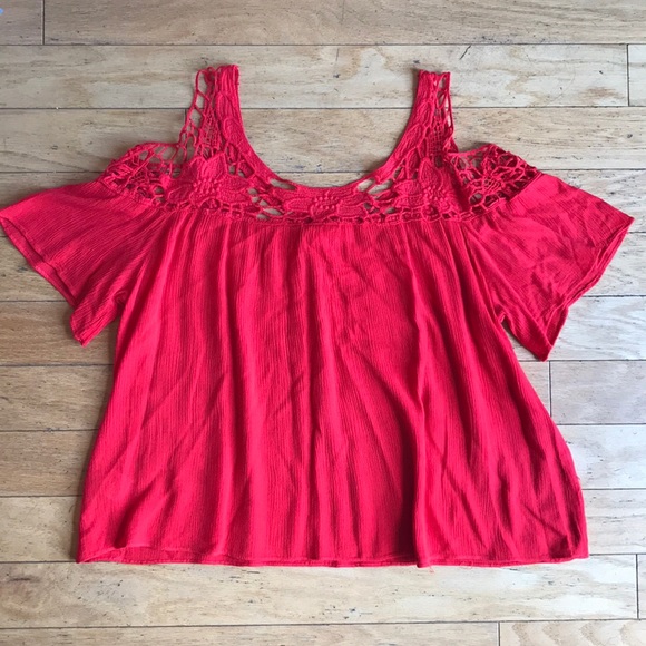 Cold shoulder blouse - Picture 2 of 6